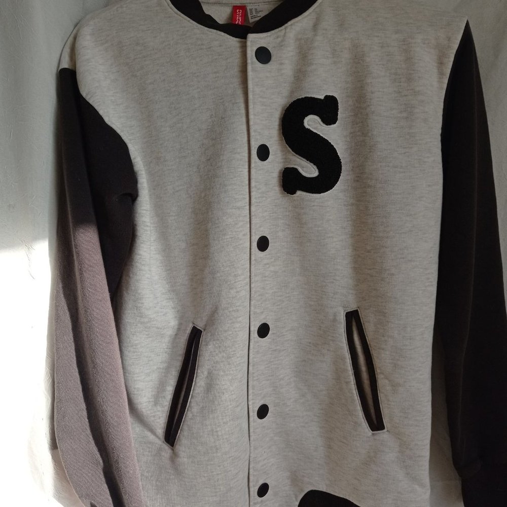 Navy Blue and Heather Gray Fleece Varsity Jacket DIVIDED by H&M size XS